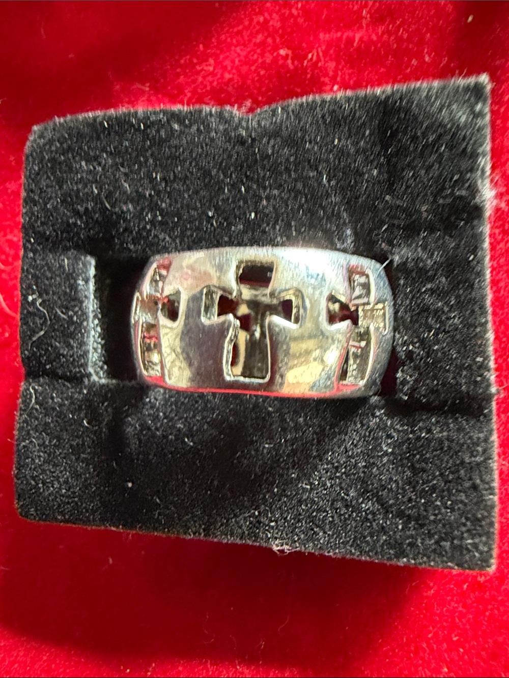 Silver Tone Men's Cross Cutout Ring, Size 7, (J0296)